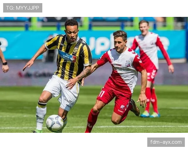 阿克边后卫发挥出色，助球队顶级联赛状态回暖