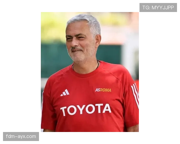 足球转会市场今夏动态：多支豪门球队引援策略与资金布局分析