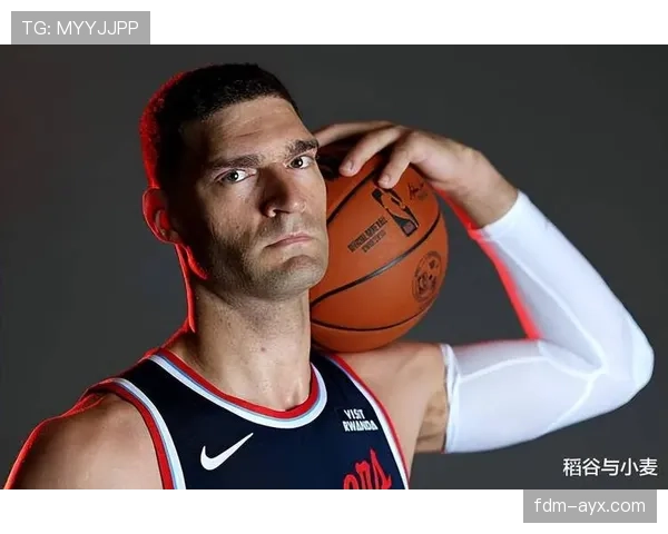 布鲁克·洛佩斯利用挡拆制造空间提升内线得分效率明显